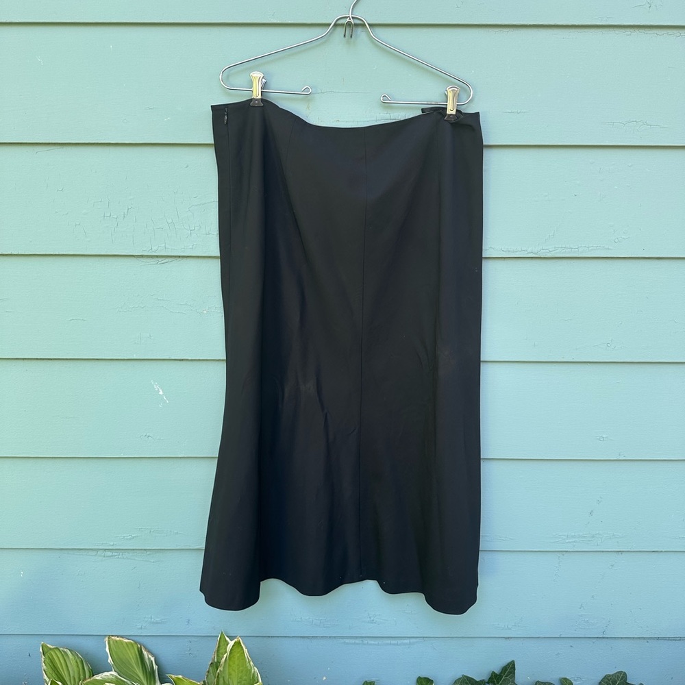 Elegant Black Women's Skirt